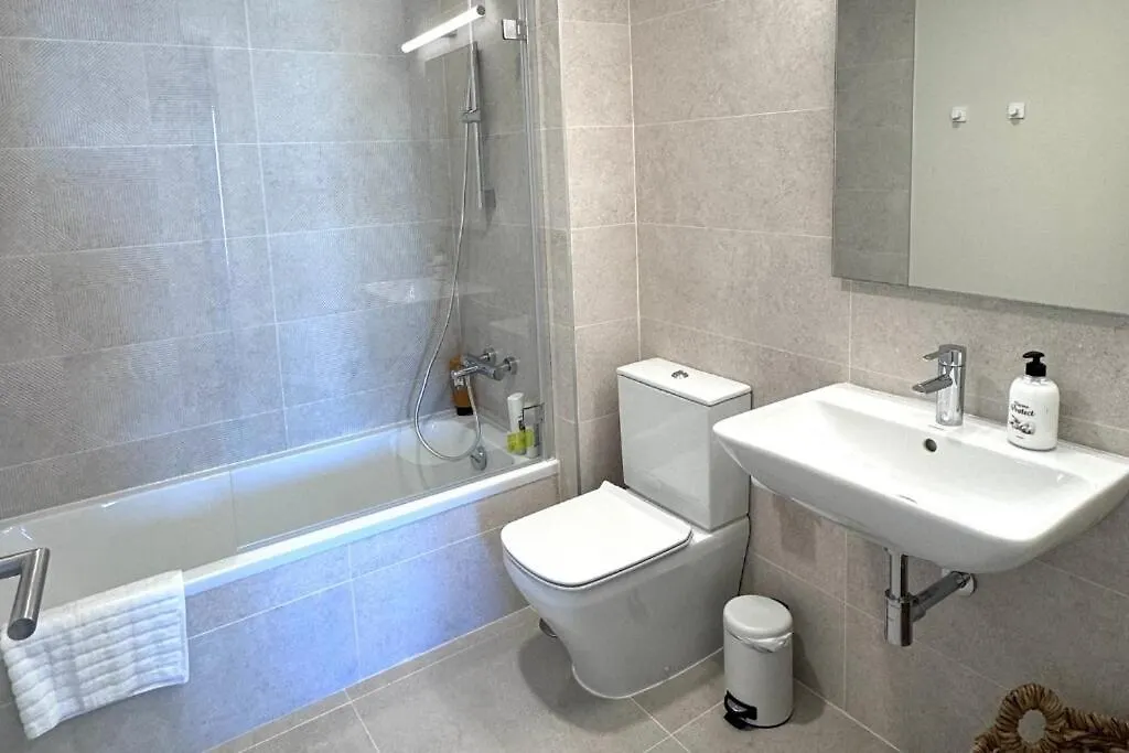 Chic 2-Bedroom Apartment In Estepona With A Pool